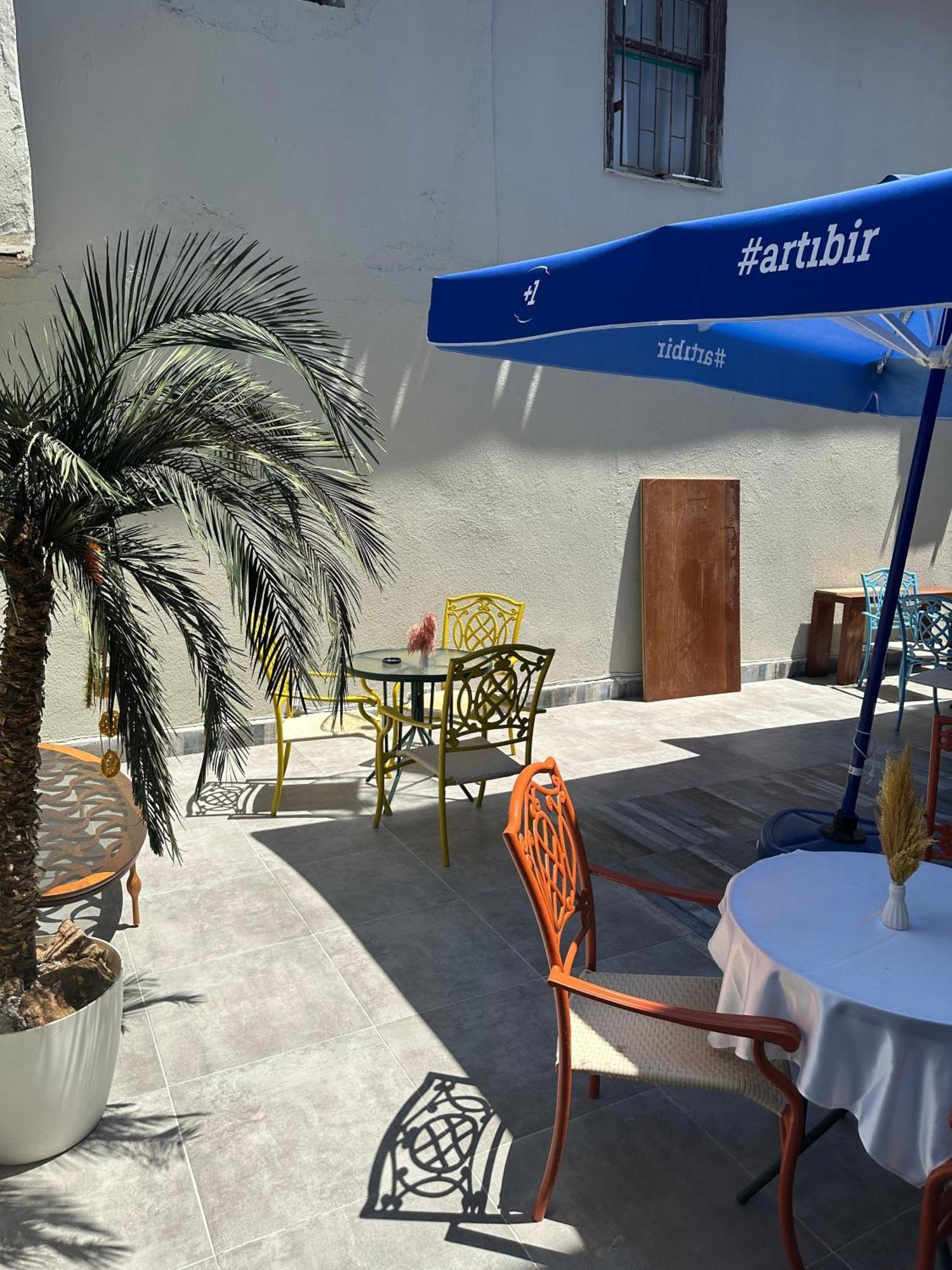 Loost Town Inn Hotel Antalya Extérieur photo