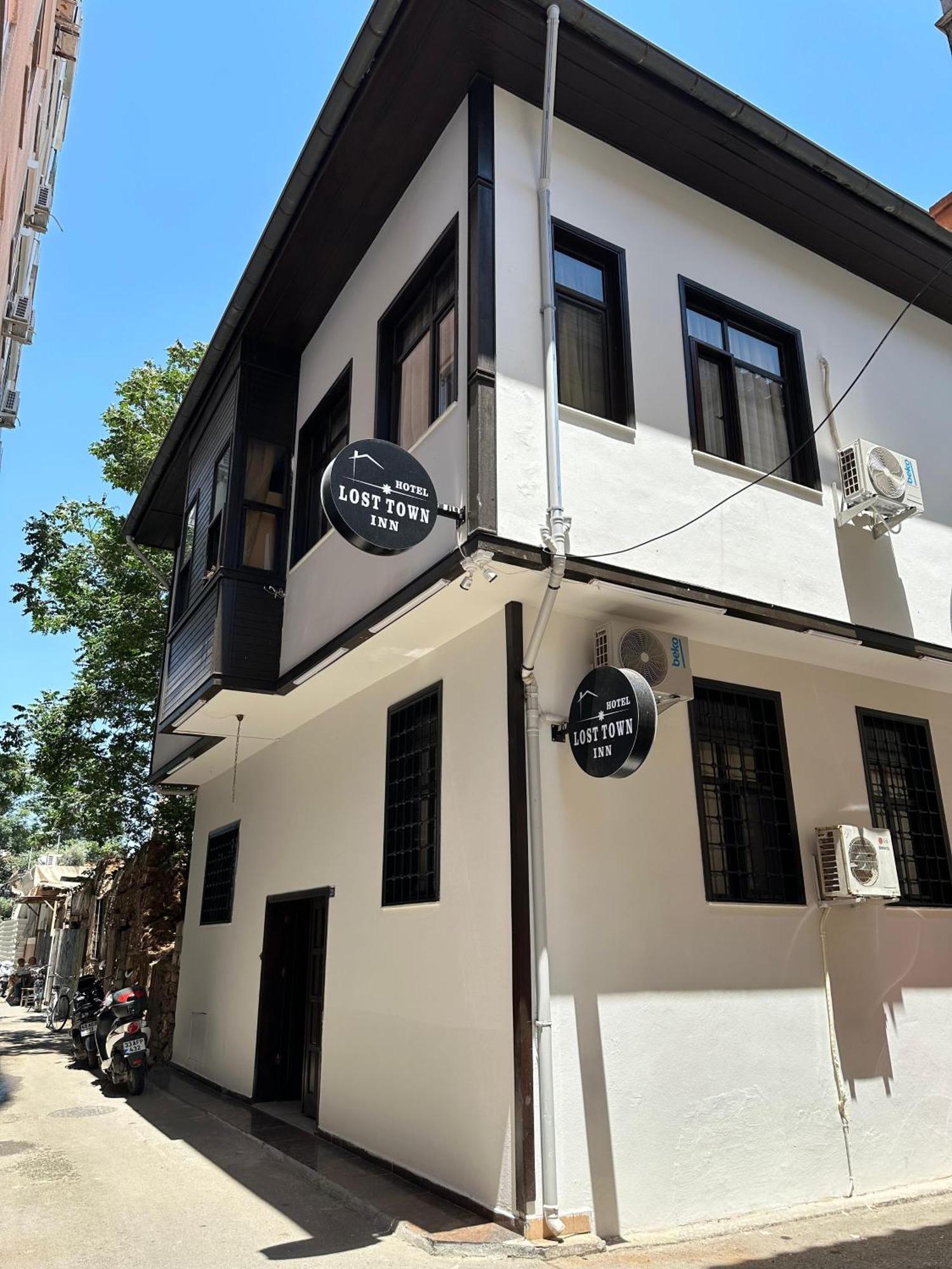 Loost Town Inn Hotel Antalya Extérieur photo