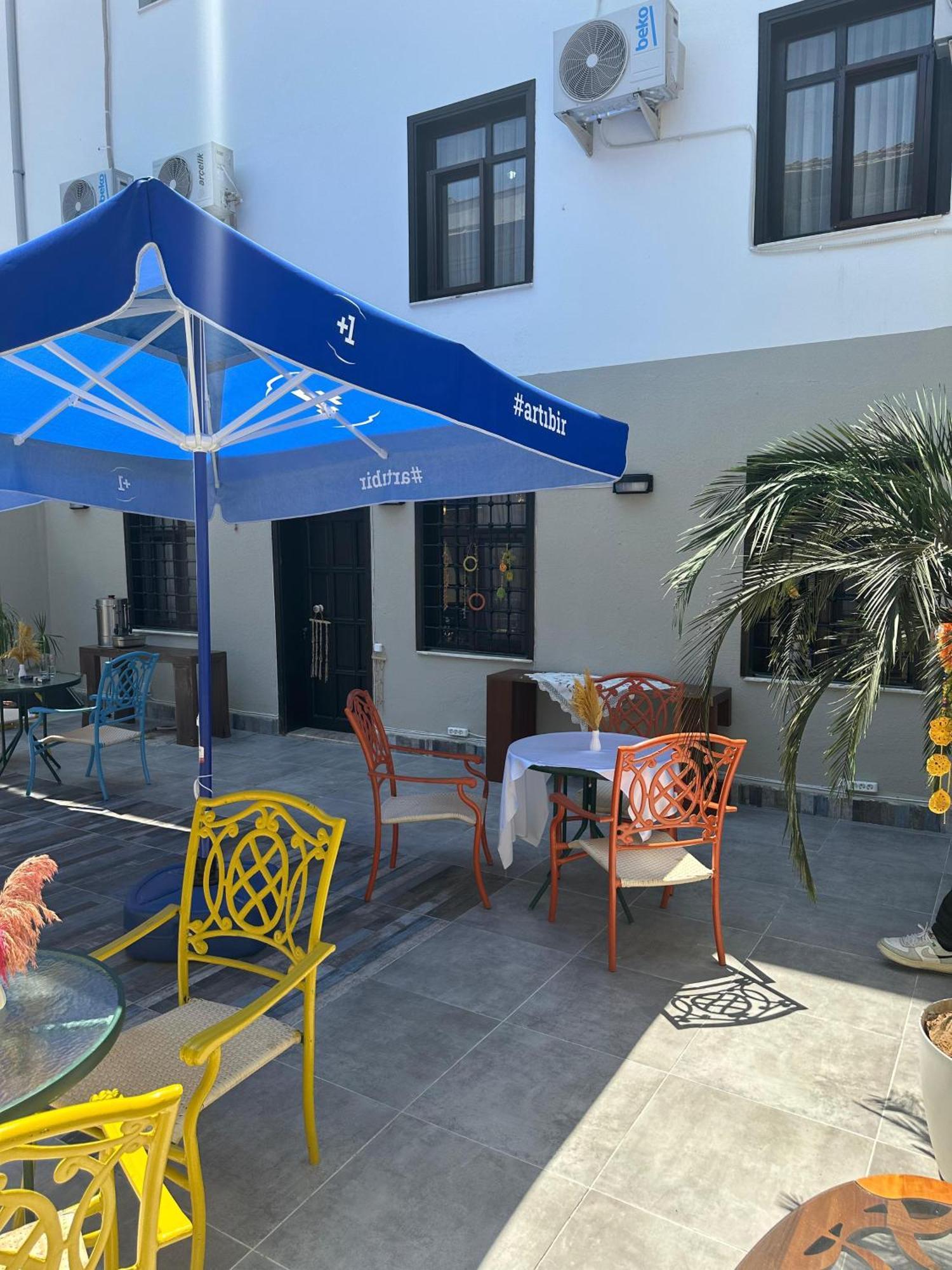 Loost Town Inn Hotel Antalya Extérieur photo