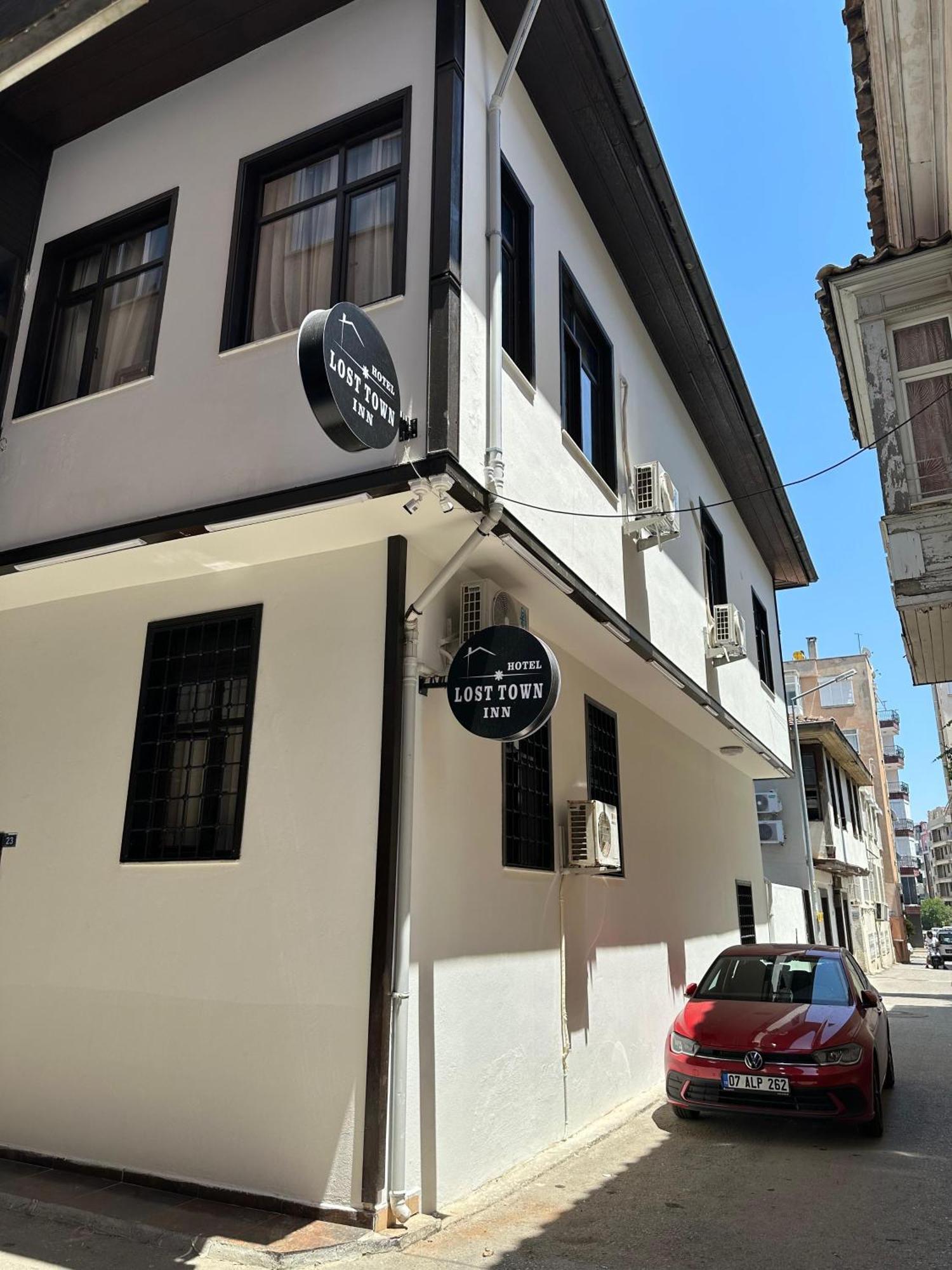 Loost Town Inn Hotel Antalya Extérieur photo