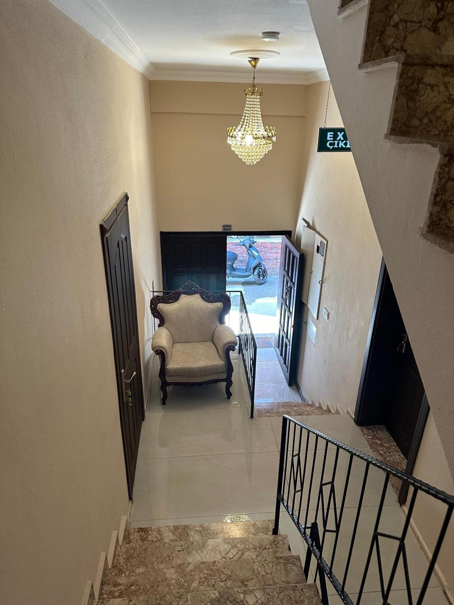 Loost Town Inn Hotel Antalya Extérieur photo