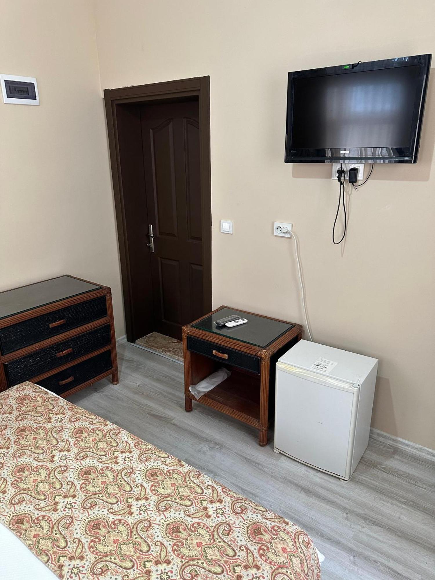 Loost Town Inn Hotel Antalya Extérieur photo